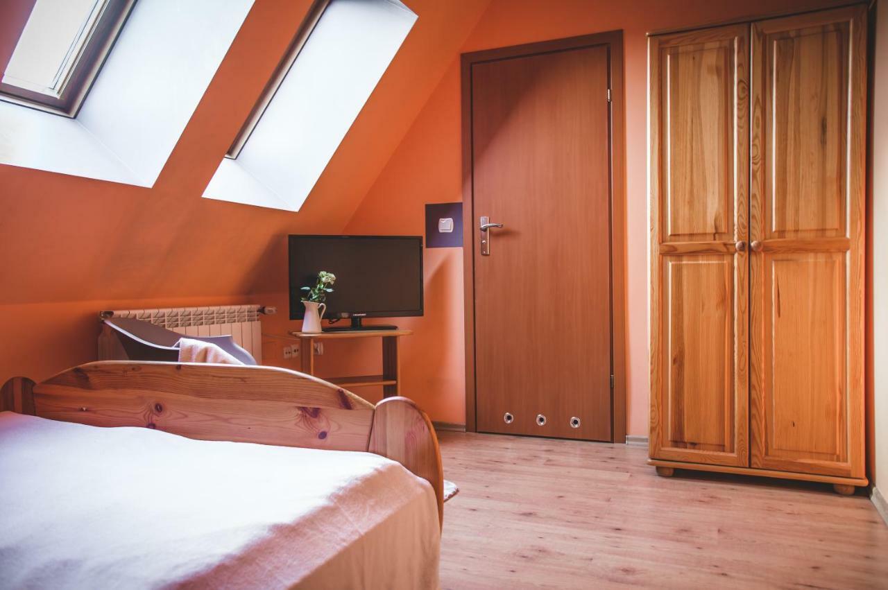 Pokoje Goscinne Gobo Zakopane Ngoại thất bức ảnh