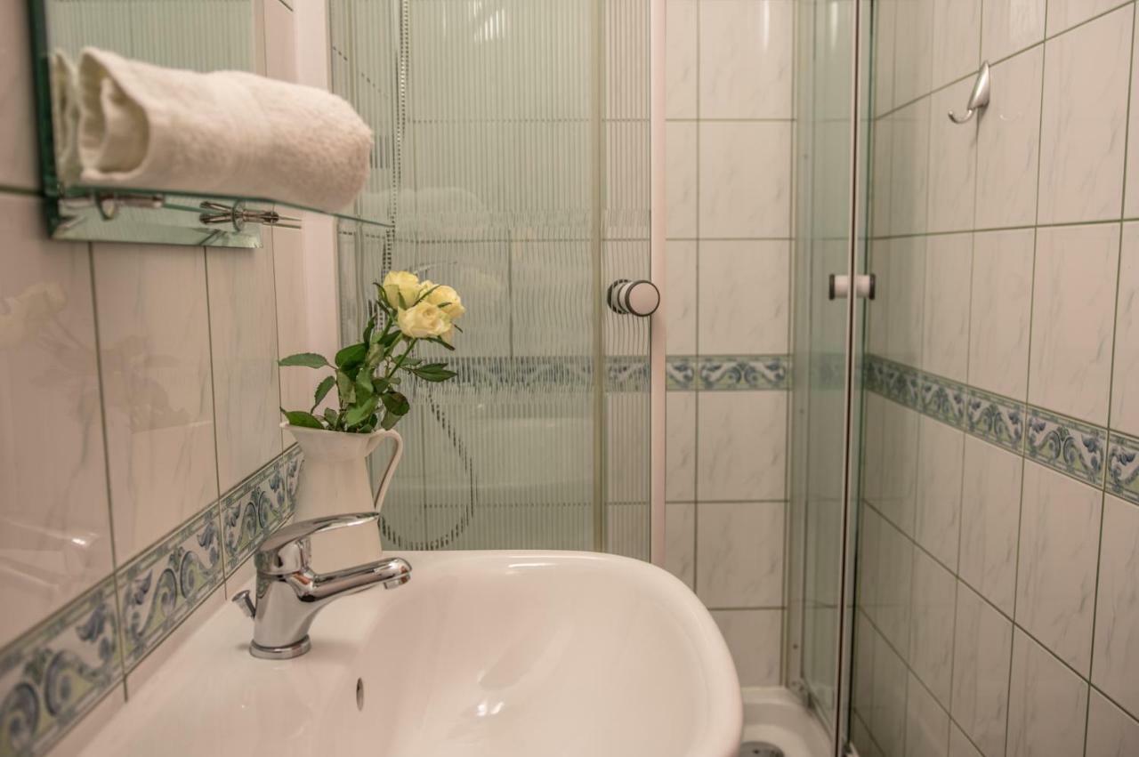 Pokoje Goscinne Gobo Zakopane Ngoại thất bức ảnh
