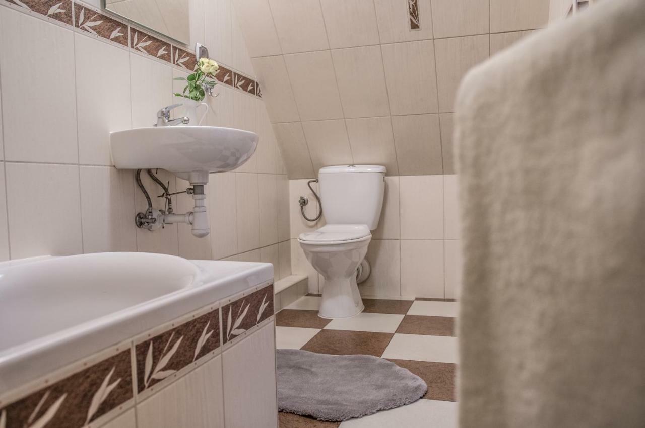 Pokoje Goscinne Gobo Zakopane Ngoại thất bức ảnh